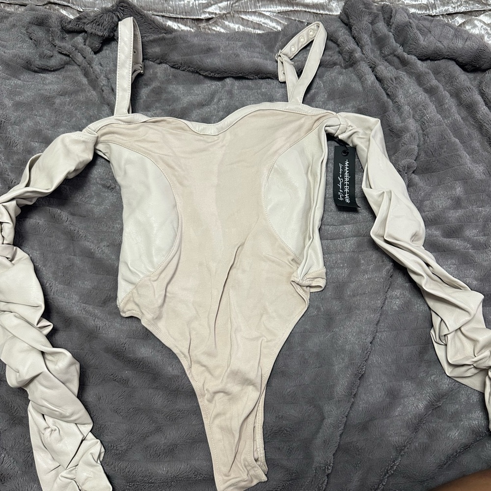 Maniere de voir bodysuit